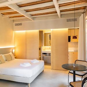 Studio met een King Size Bed